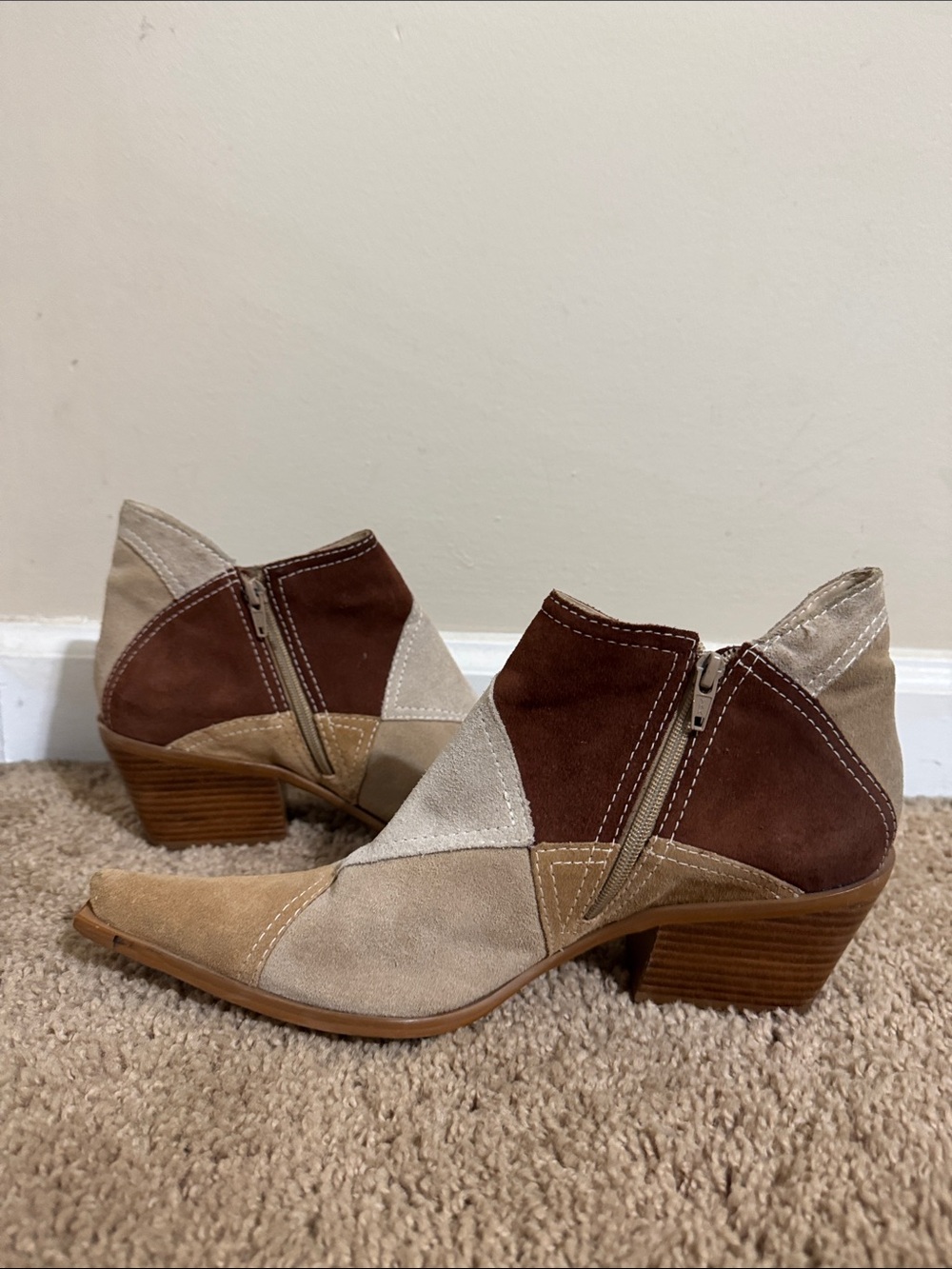 90's To The Maxx Patchwork Suede Ankle Boots Tan & Brown size 7.5 Western Rodeo - Picture 4 of 8